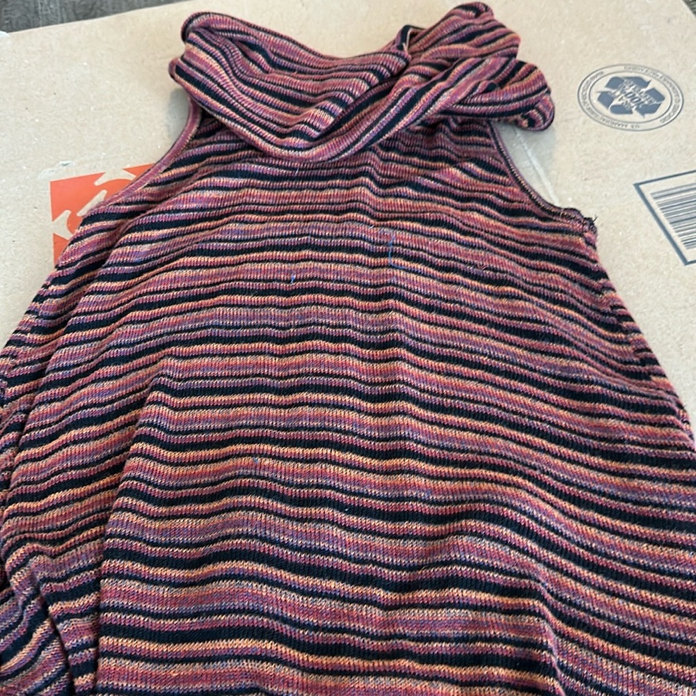 Turtleneck tank top